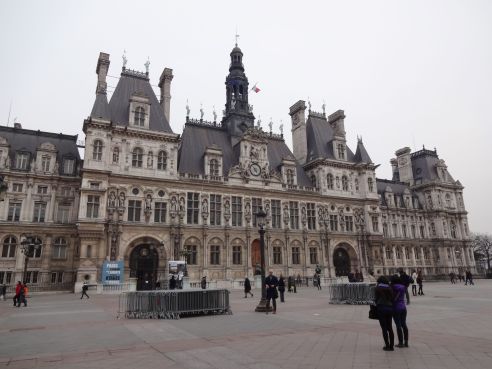 Another angle of l'Hôtel de Ville