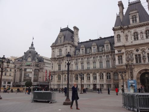 Another angle of l'Hôtel de Ville